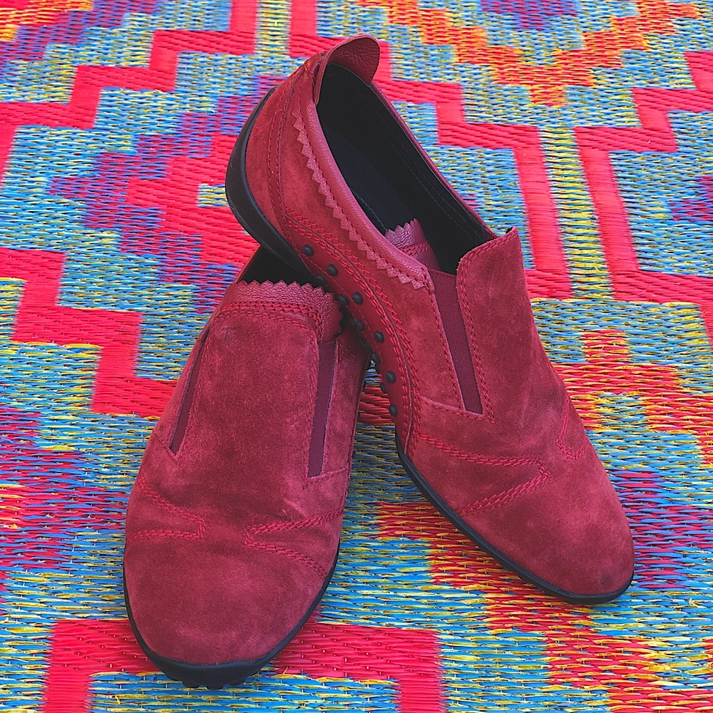 Tod’s red suede loafer/driving shoes size 7.5